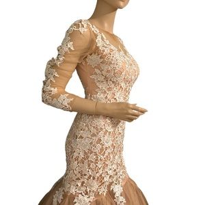 Dave And Johnny Formal/ Wedding Drop Waist Mermaid Style Embroidered‎ Dress